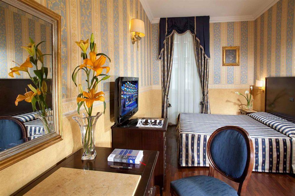 Hotel Del Corso Rome Exterior photo